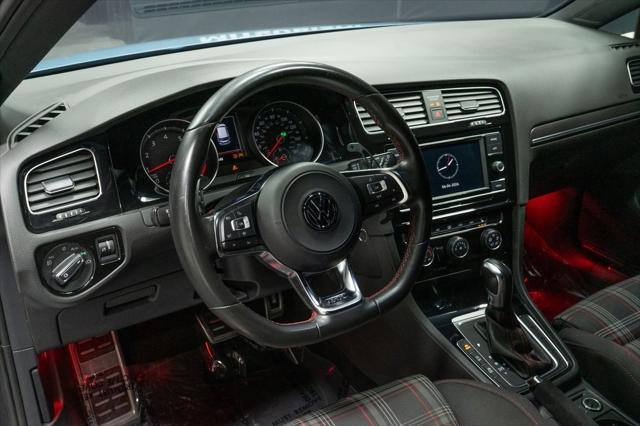 Photo of 2021 Deep Black Volkswagen Golf GTI