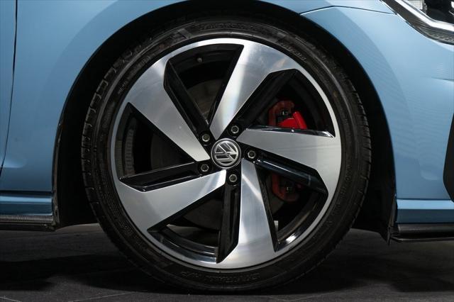 Photo of 2021 Deep Black Volkswagen Golf GTI