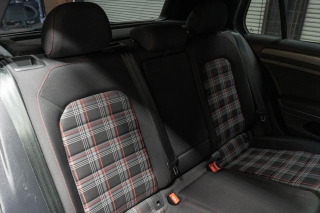 Photo of 2021 Deep Black Volkswagen Golf GTI