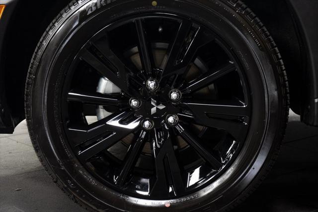 Photo of 2025 Labrador Black Pearl Mitsubishi Eclipse Cross