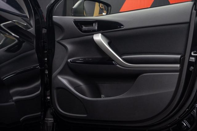 Photo of 2025 Labrador Black Pearl Mitsubishi Eclipse Cross
