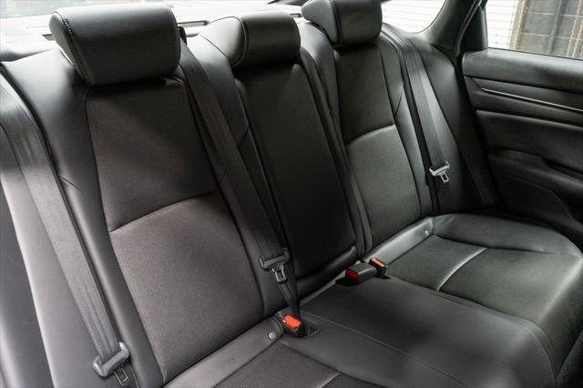 Photo of 2022 Platinum White Pearl Honda Accord