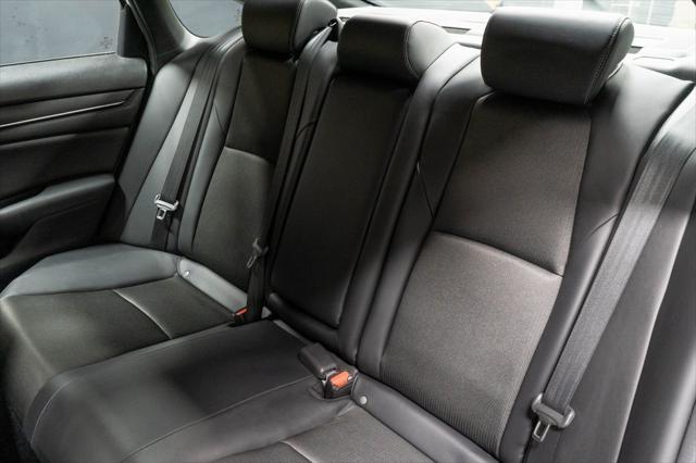 Photo of 2022 Platinum White Pearl Honda Accord
