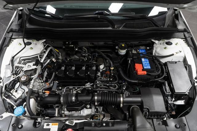 Photo of 2022 Platinum White Pearl Honda Accord