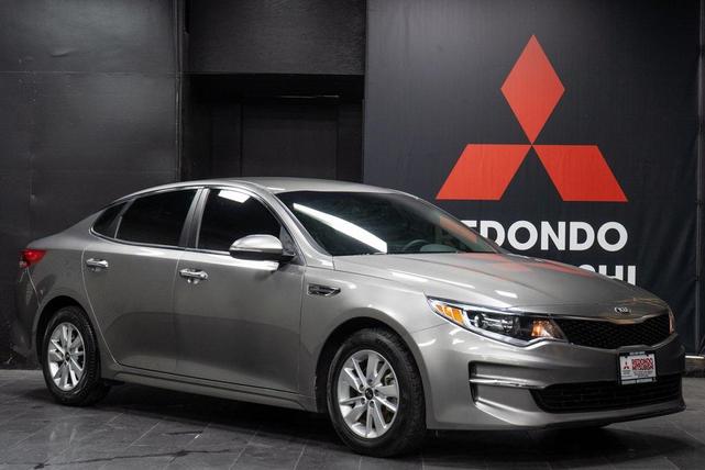 Photo of 2016 Titanium Gray Kia Optima