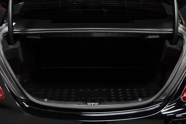 Photo of 2018 Black Mercedes-Benz AMG C 43