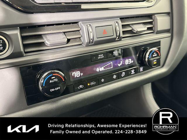 Photo of 2023 Black Nissan Pathfinder