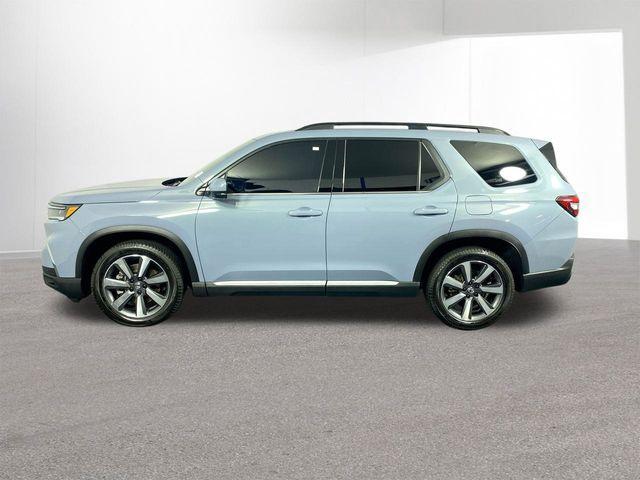 Photo of 2024 Modern Steel Metallic Honda Pilot