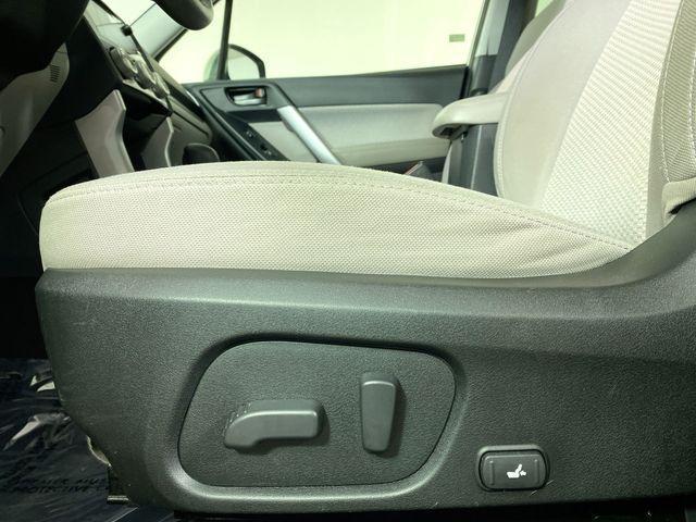 Photo of 2017 Crystal White Pearl Subaru Forester