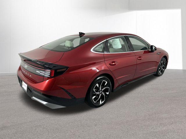 Photo of 2024 Red Hyundai SONATA