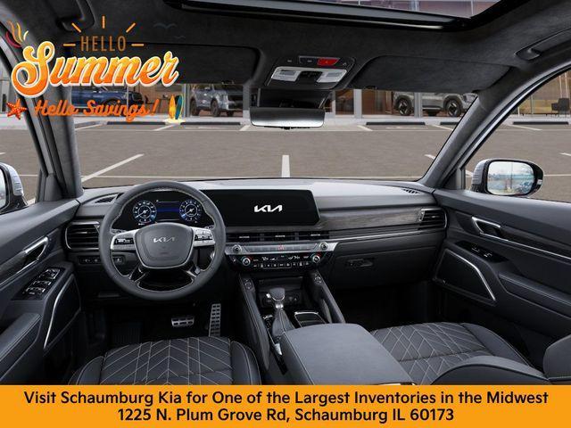 Photo of 2025 Glacial White Pearl Kia Telluride