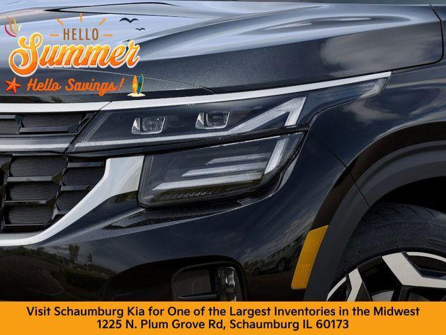 Photo of 2025 Fusion Orange Kia Seltos