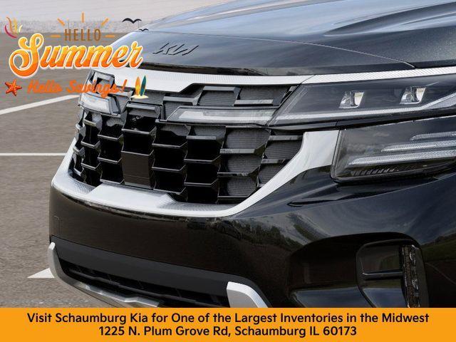 Photo of 2025 Fusion Orange Kia Seltos
