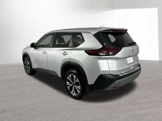 Photo of 2022 Brilliant Silver Metallic Nissan Rogue
