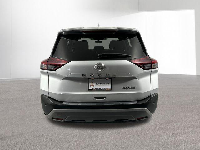 Photo of 2022 Brilliant Silver Metallic Nissan Rogue