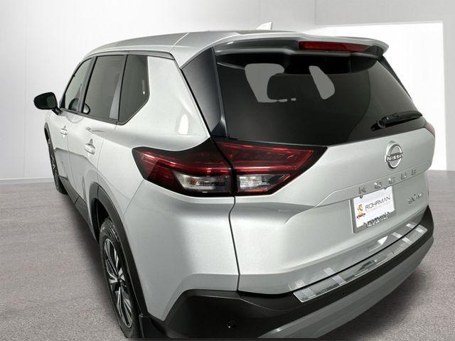 Photo of 2022 Brilliant Silver Metallic Nissan Rogue