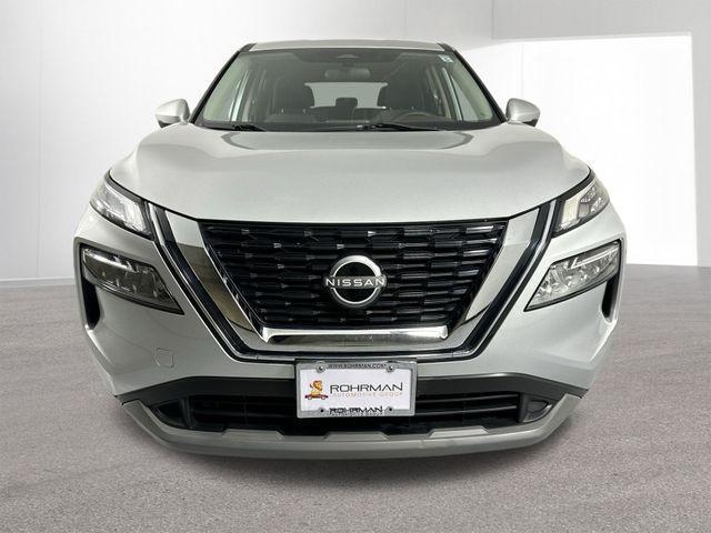 Photo of 2022 Brilliant Silver Metallic Nissan Rogue