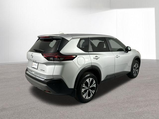 Photo of 2022 Brilliant Silver Metallic Nissan Rogue