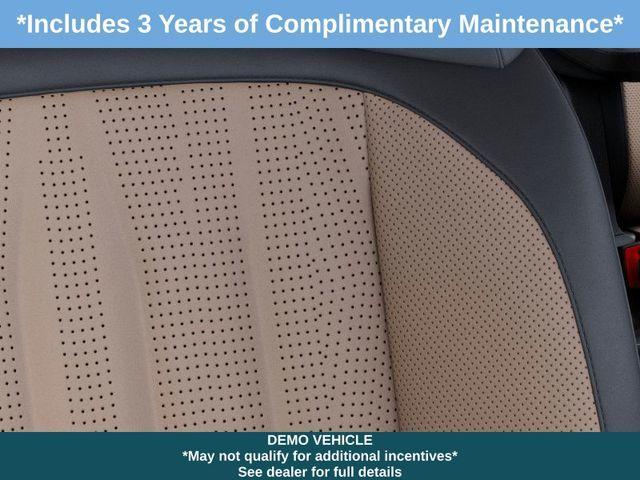 Photo of 2026 Ebony Black Kia EV9