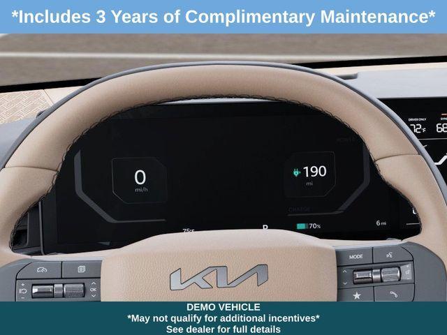 Photo of 2026 Ebony Black Kia EV9