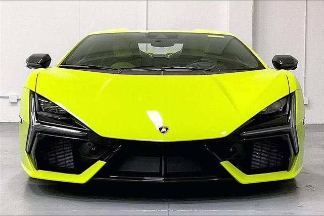 Photo of 2024 Verde Scandal Metallic Lamborghini Revuelto