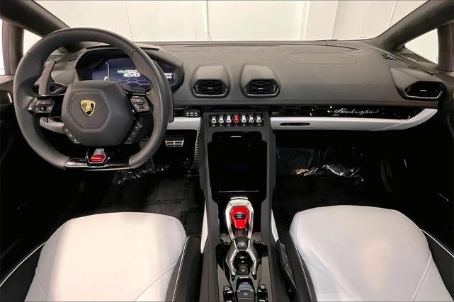 Photo of 2024 Bianco Icarus Metallic Lamborghini Huracan EVO