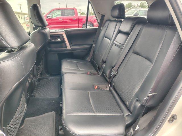 Photo of 2016 White Toyota 4Runner