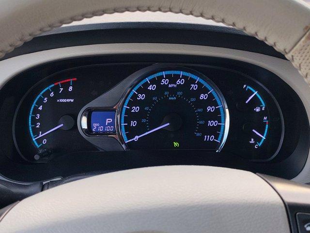 Photo of 2014 Blue Toyota Sienna