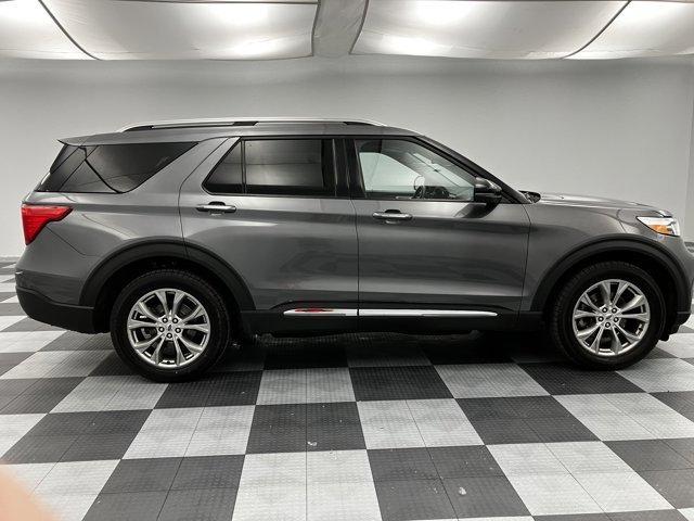 Photo of 2022 Carbonized Gray Ford Explorer