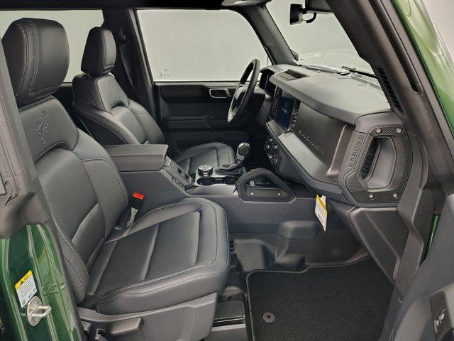 Photo of 2025 Green Ford Bronco
