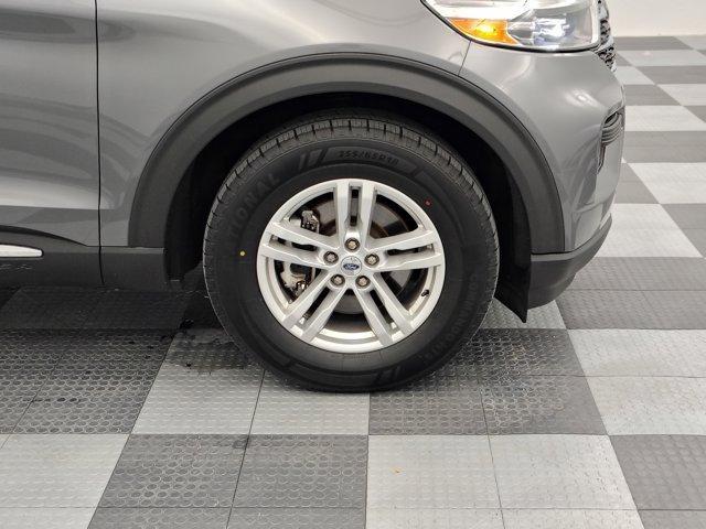 Photo of 2022 Gray Ford Explorer