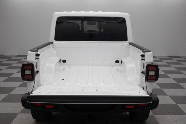 Photo of 2025 Bright White Jeep Gladiator