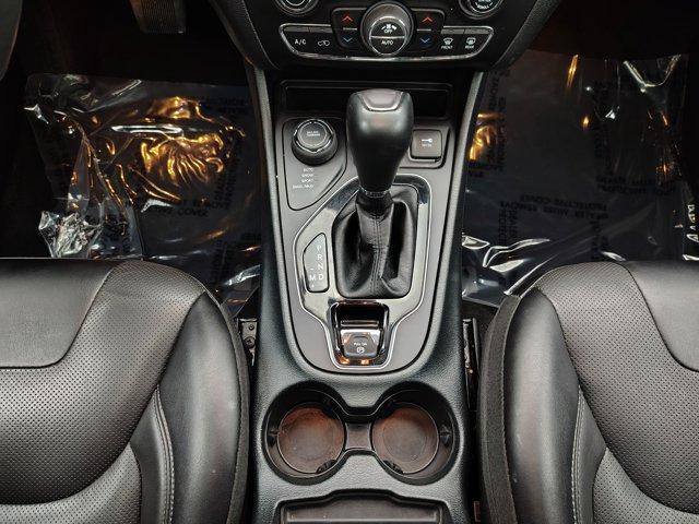 Photo of 2022 Granite Jeep Cherokee