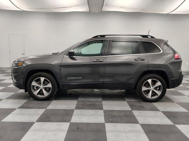 Photo of 2022 Granite Jeep Cherokee