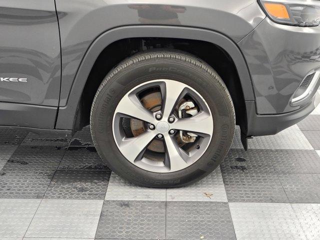 Photo of 2022 Granite Jeep Cherokee