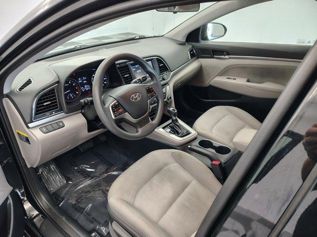 Photo of 2017 Phantom Black Hyundai ELANTRA