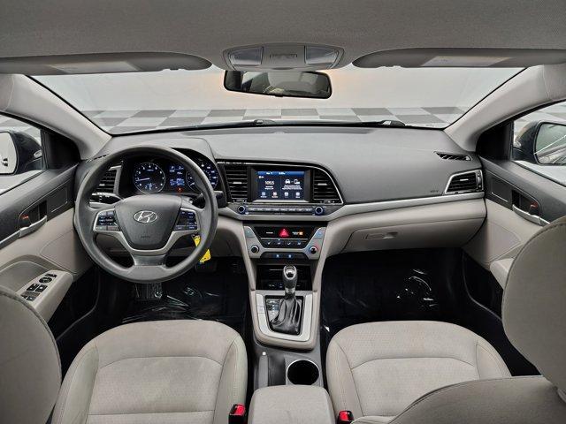 Photo of 2017 Phantom Black Hyundai ELANTRA