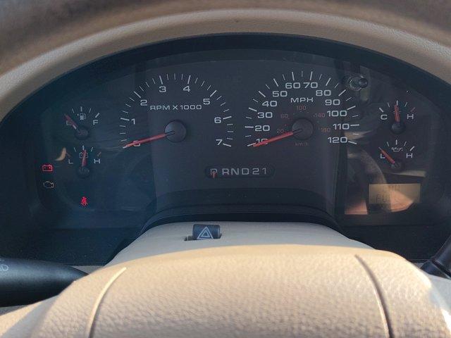 Photo of 2004 Red Ford F-150