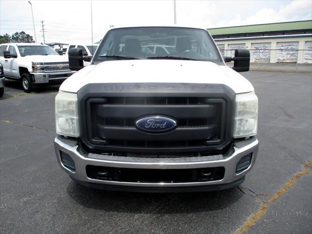 Photo of 2014 Oxford White Ford F-250