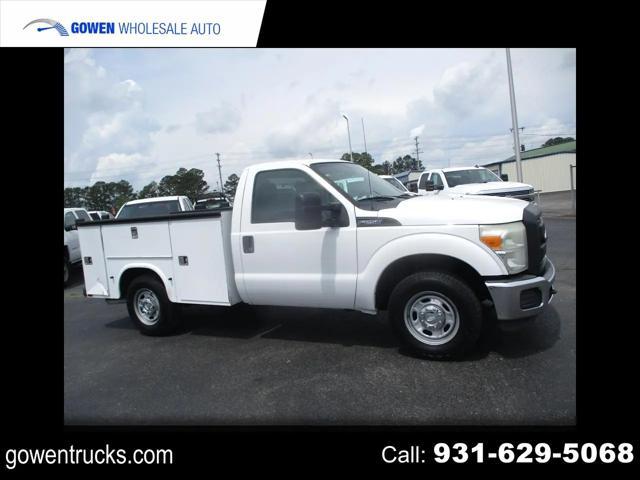 Photo of 2014 Oxford White Ford F-250