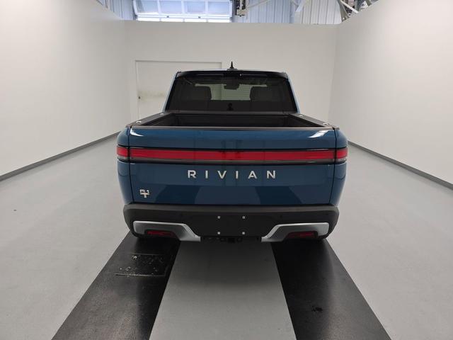 Photo of 2022 Rivian Blue Rivian R1T