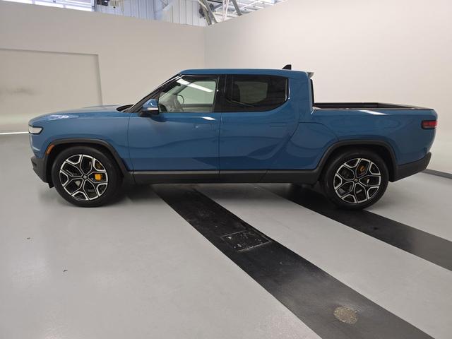 Photo of 2022 Rivian Blue Rivian R1T