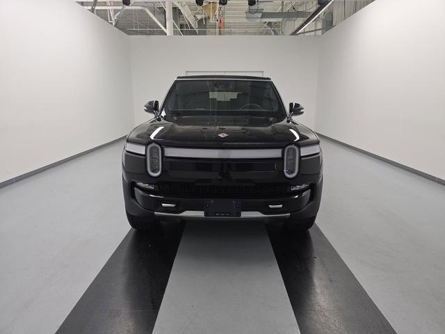Photo of 2024 Midnight Rivian R1S