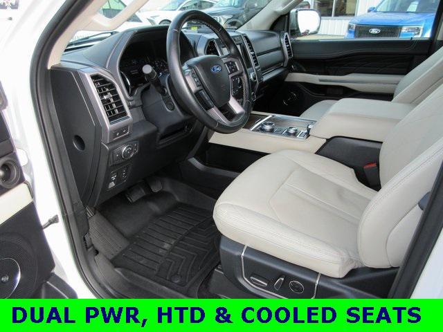 Photo of 2021 Star White Metallic Tri-Coat Ford Expedition Max