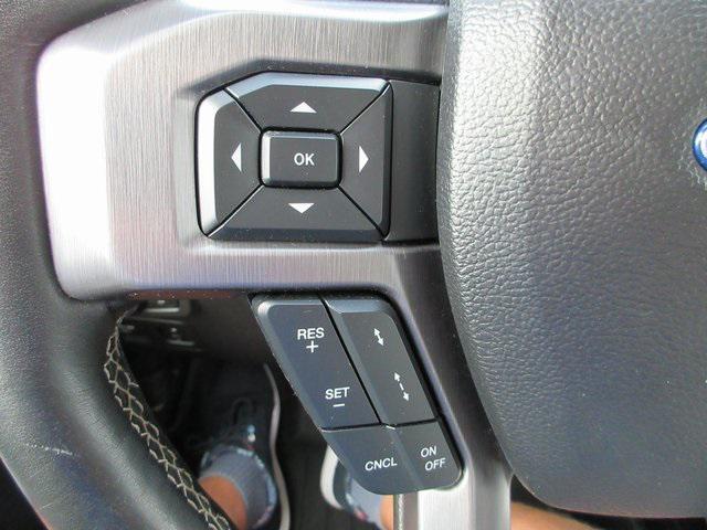 Photo of 2021 Star White Metallic Tri-Coat Ford Expedition Max