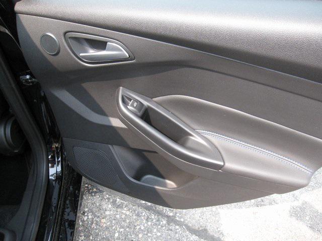 Photo of 2016 Shadow Black Ford Focus RS