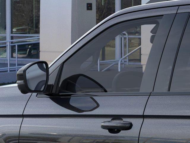 Photo of 2025 Agate Black Metallic Ford Expedition