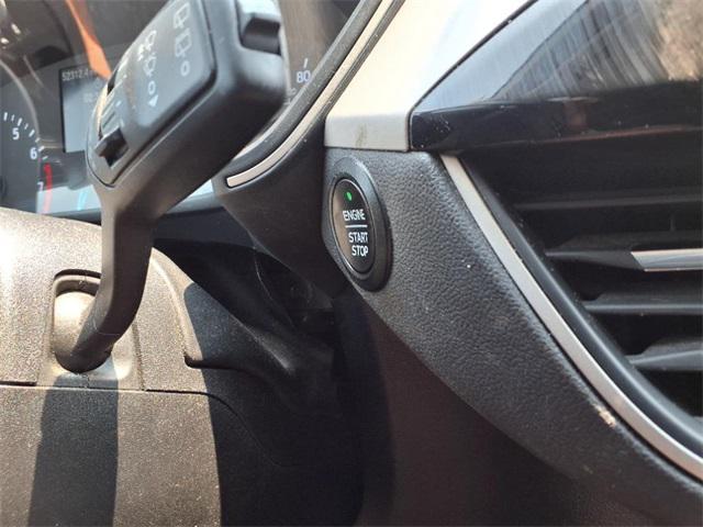 Photo of 2022 Oxford White Ford Escape
