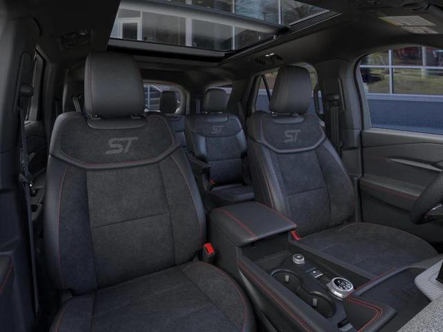 Photo of 2025 Agate Black Metallic Ford Explorer