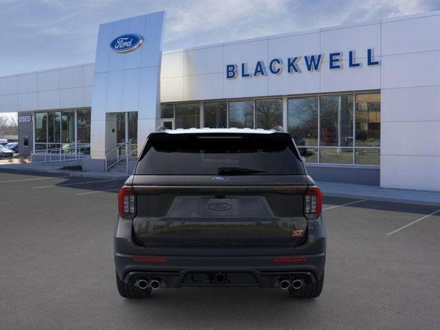 Photo of 2025 Agate Black Metallic Ford Explorer